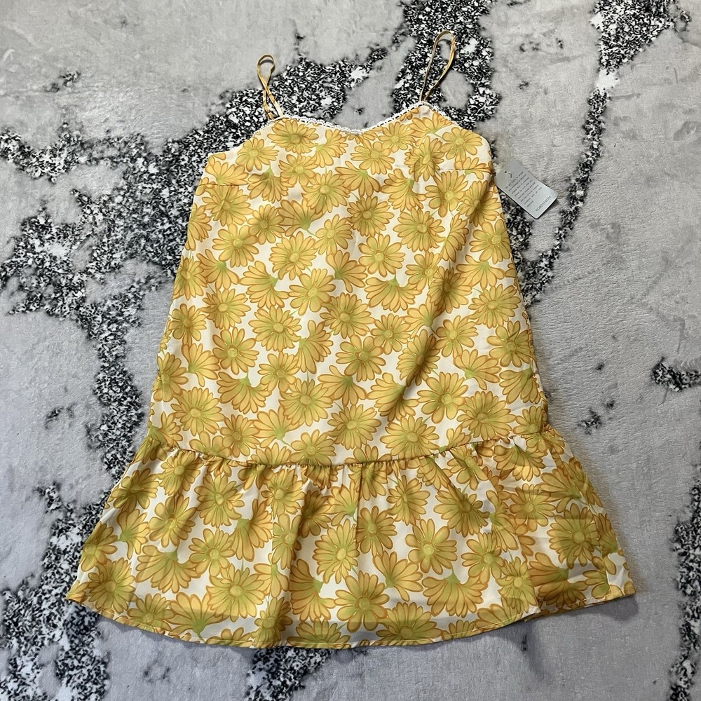 19 Cooper Cami Dress Womens Size Medium Yellow Floral Ruffle Hem Mini Lined